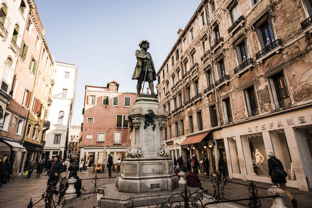 Myplace Rialto Apartments Venesia Bagian luar foto