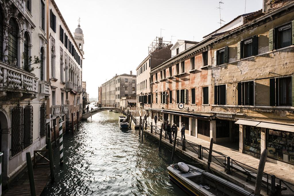 Myplace Rialto Apartments Venesia Bagian luar foto